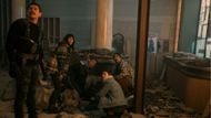 A still from The Umbrella Academy (Image Source: Netflix)